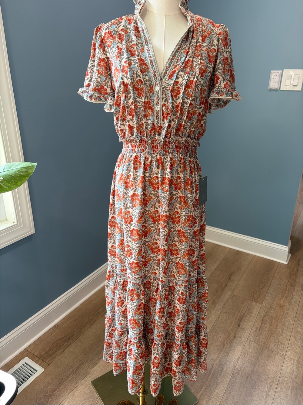 Max Studio London Floral Tiered Maxi Dress Smocked Waist NWT Medium - Picture 1 of 10